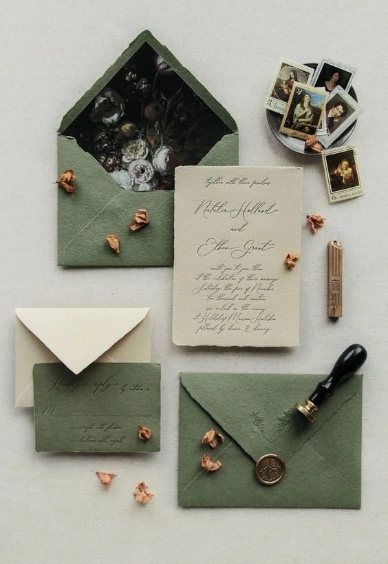 Mixing tan, brown and green tones are perfect for winter wedding invitations. Click to see 20 of the best Winter Wedding Invitation Ideas #Wedding #WinterWedding #WeddingInvitations #WinterInvitations #WeddingInspiration #WeddingIdeas #DIY | Martha Stewar