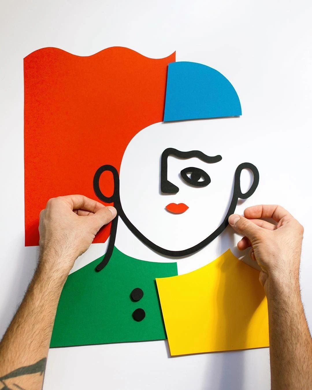 Cubist-Inspired Paper Cutouts Are Effortlessly Cut From a Single Sheet of Paper