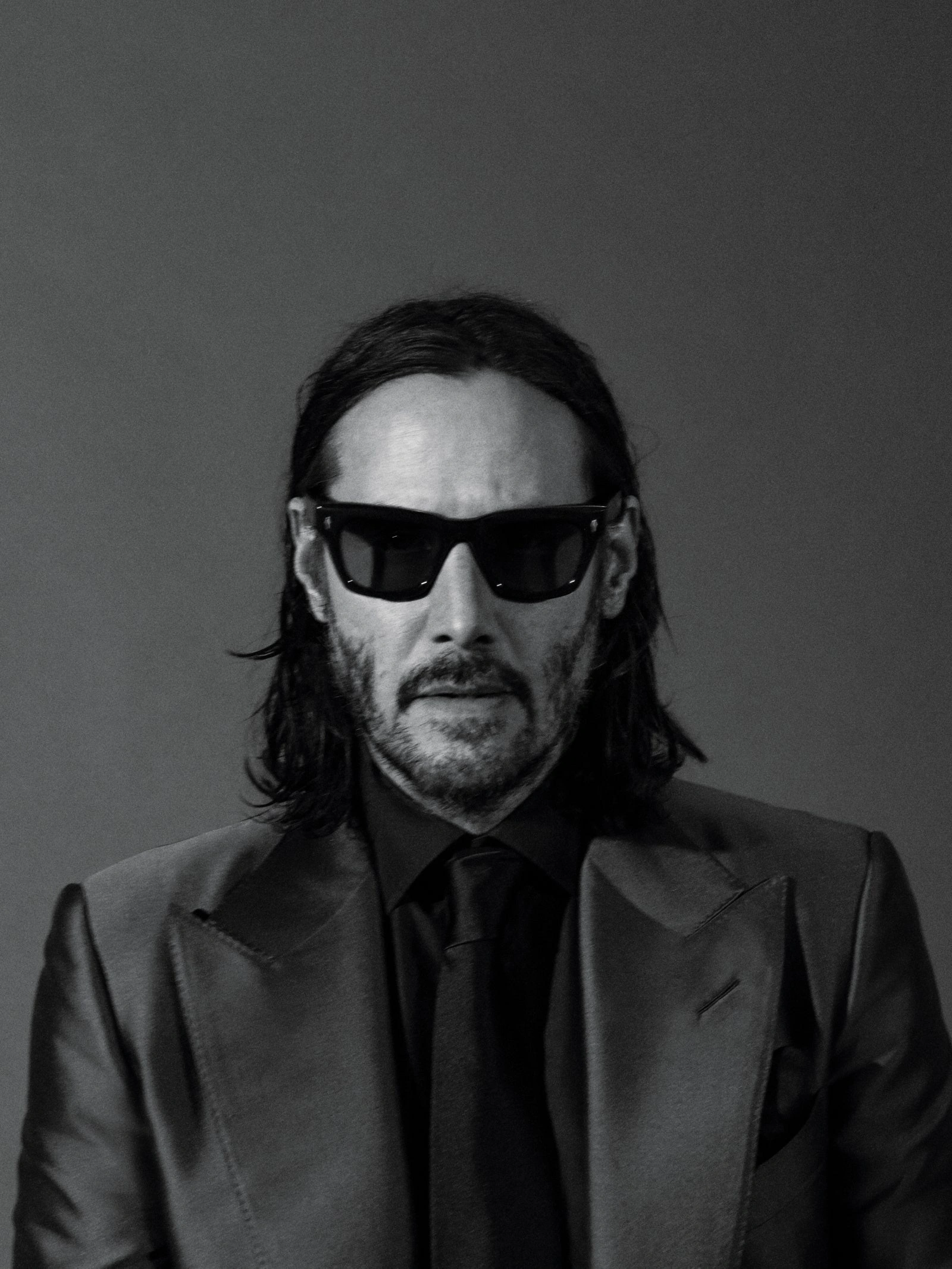 keanu reeves wearing sunglasses