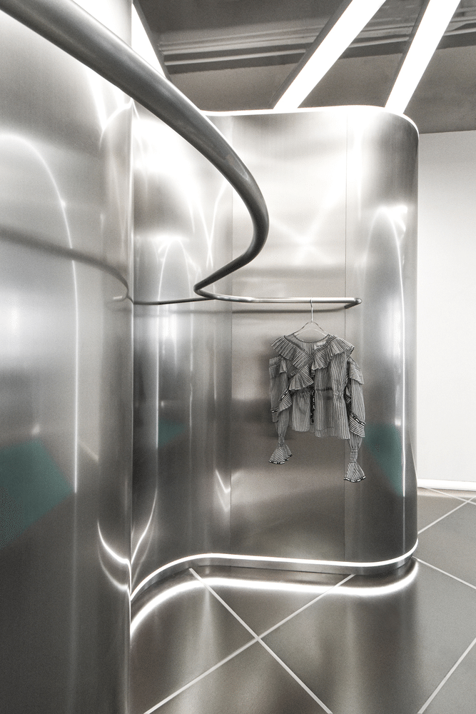 Gallery of TGY Multi-Brand Fashion and Event Store / RAMOPRIMO - 10