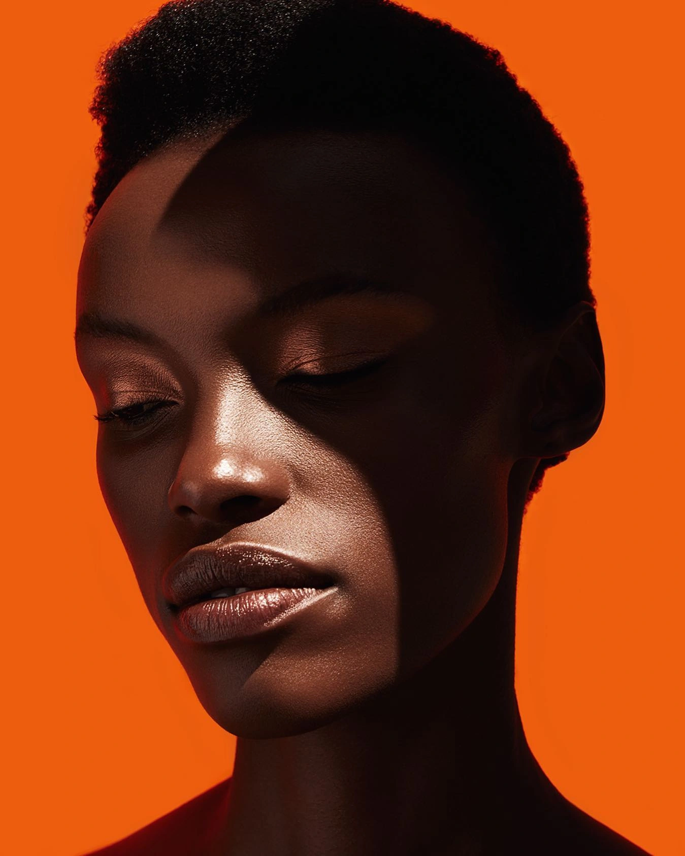 Photo shared by Yaw Asiedu 🇬🇭 on June 18, 2023 tagging @bossmodelsa, @kathrynmarnewick, and @nondi__. May be an image of 1 person and makeup.