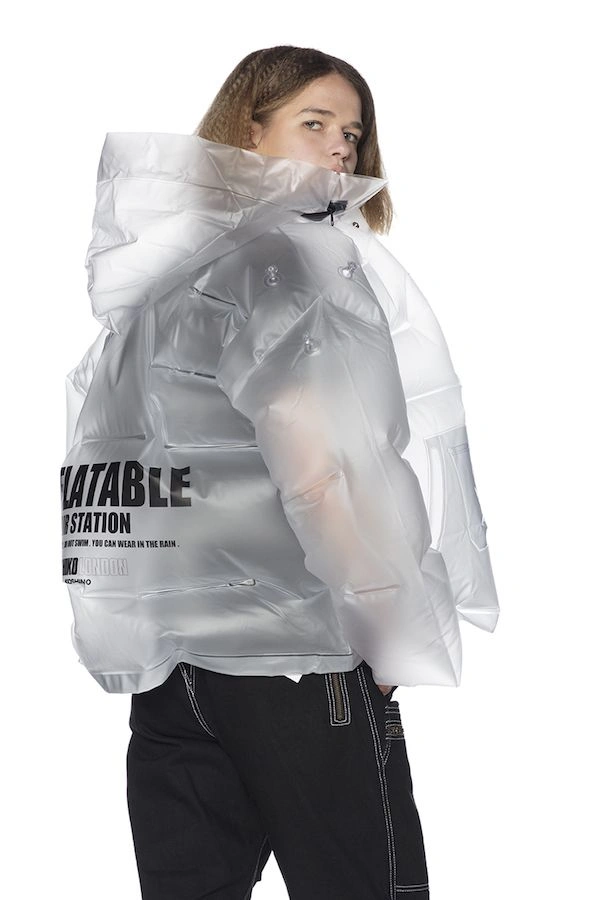 Inflatable puffer jackets are here in case you need more attention - Fashion Journal | Futuristic fashion, Tech fashion, Fashion