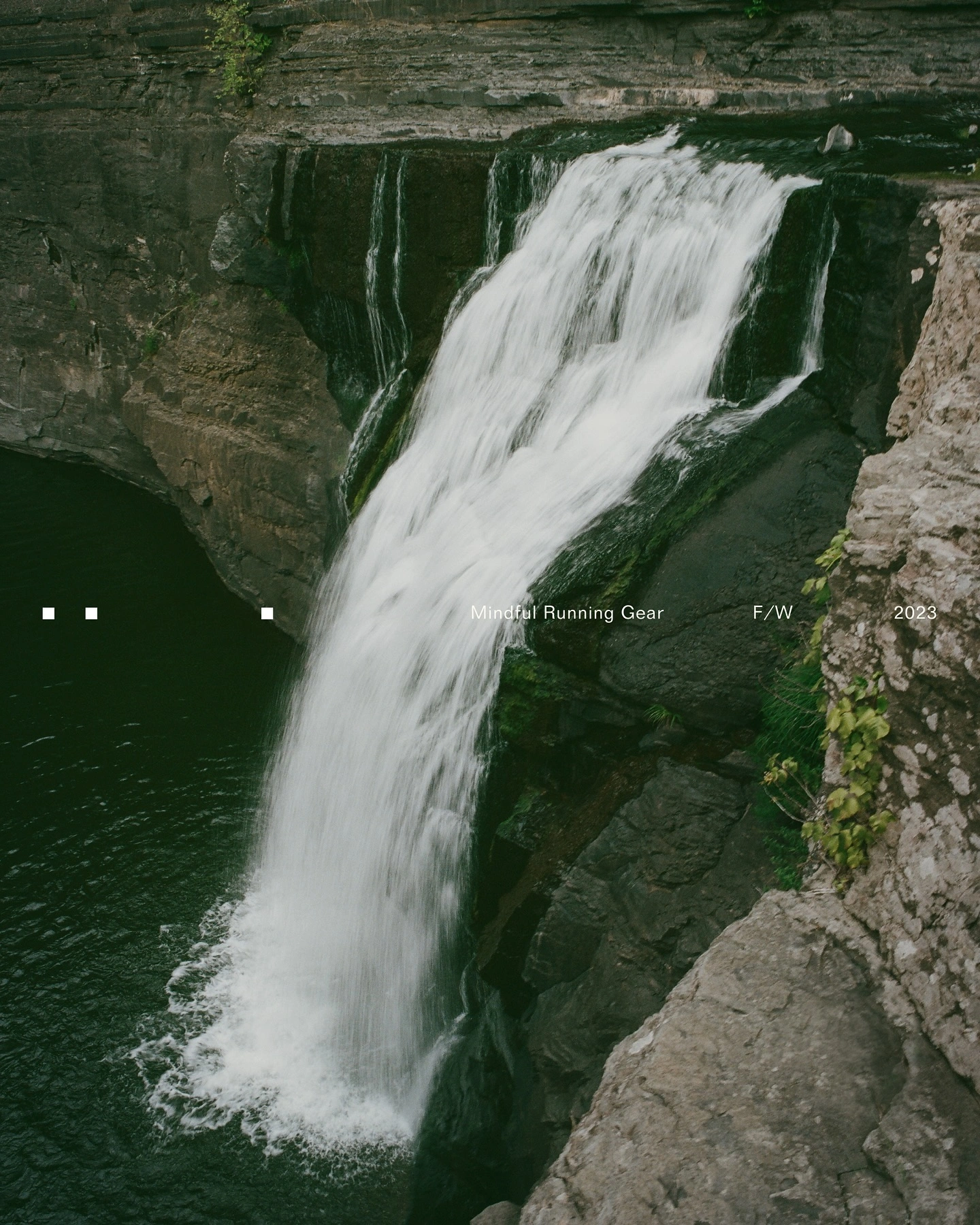 Photo by MOUTHWASH Studio on December 05, 2024. Kan een afbeelding zijn van waterval en tekst.