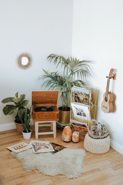 3 Ways to Style an Awkward Corner of Your Apartment | Advice from a Twenty Something