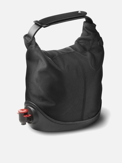 Menu Baggy Winecoat by Jakob Wagner | Tote your own boxed wine to a party in style | MenuDesignShop.com