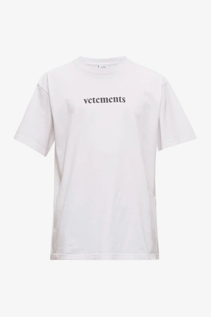 Vetements Logo-patch cotton T shirt Black White vinyl rubber Demna Gvasalia jacquard patch tees monchromatic atelier designer spring summer 2020 anti capitalist bar code priority express