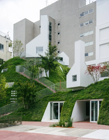 shiroiya-hotel-sou-fujimoto-architects-architecture-japan-katsumasa-tanaka_dezeen_2364_col_1.jpg (2364×3042)