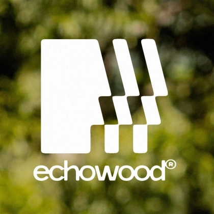 "Echowood, ethically sourced reclaimed furniture. — From the past, for the future. 🪑"

Woah woah woah, looky here, motion design bayyybeeeeee! 😎😎 Had this logo and mock-brand laying around for a while and wanted to do something with it.

Hope you enjoy