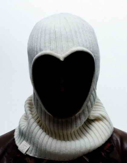 balaclava-loewe-thibaut-grevet-f2f4ae.jpg (933×1200)